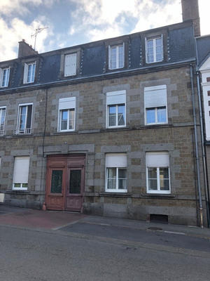 Maison - 190 m² - 10 pièces