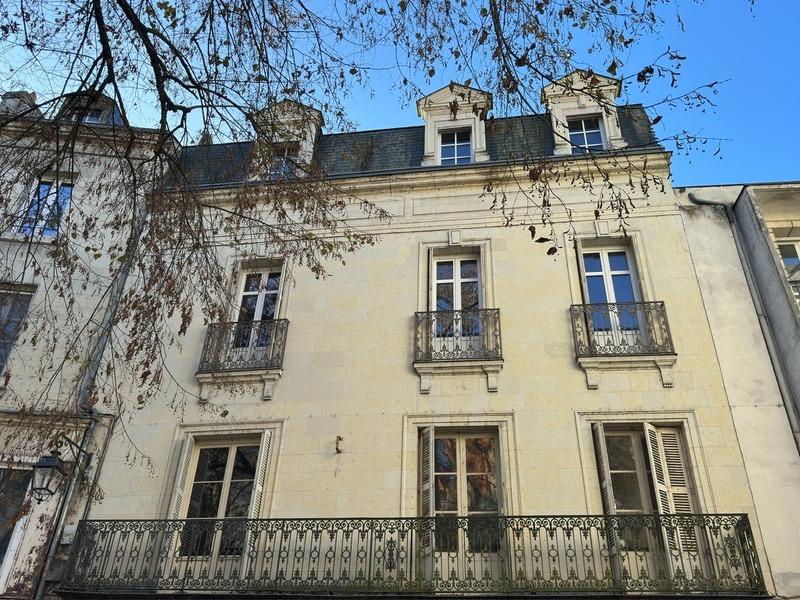 Maison de ville - 285 m² - 9 pièces