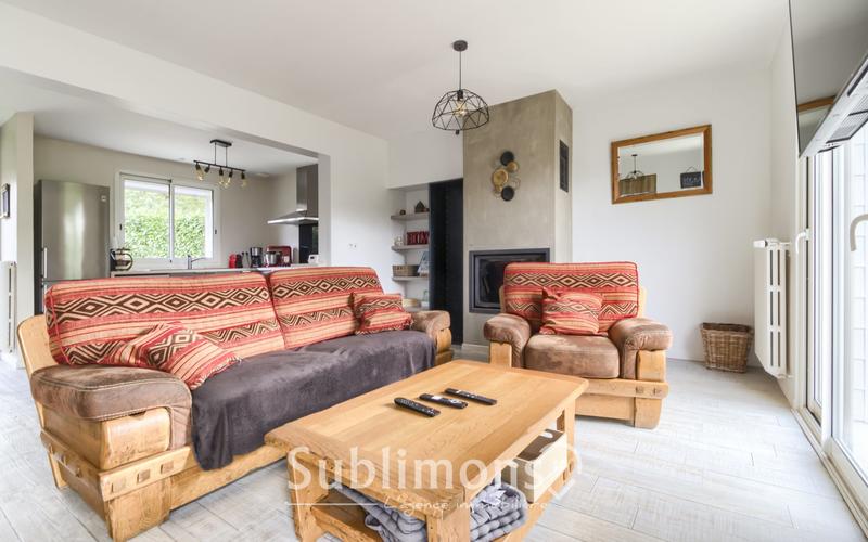 Maison traditionnelle - 114 m² - 7 pièces