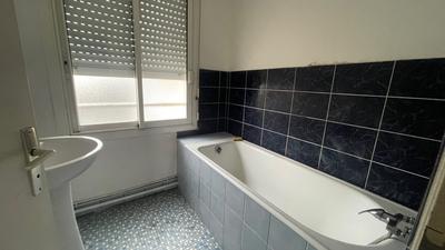 Immeuble - 150 m² - 7 pièces