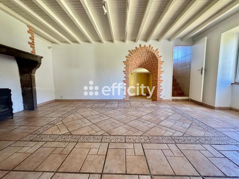 Maison - 197 m² - 9 pièces