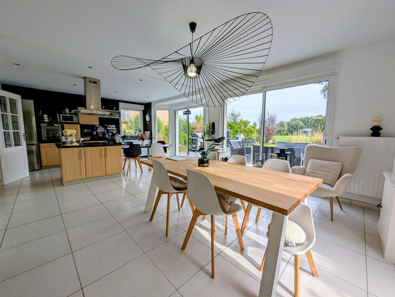 Maison - 156 m² - 5 pièces