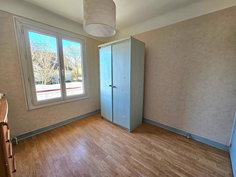 Maison - 80 m² - 5 pièces