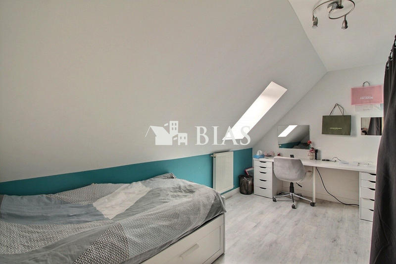 Maison - 104 m² - 4 pièces