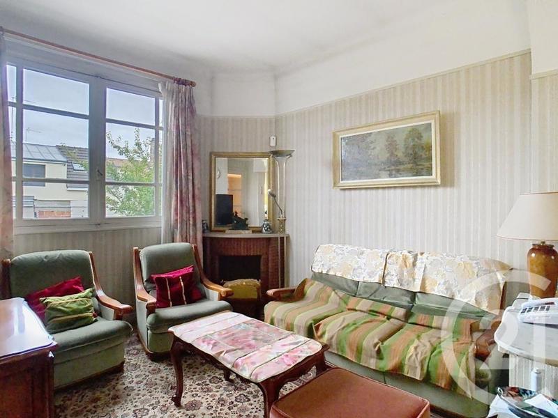 Maison - 98 m² - 5 pièces