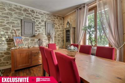 Maison - 154 m² - 7 pièces