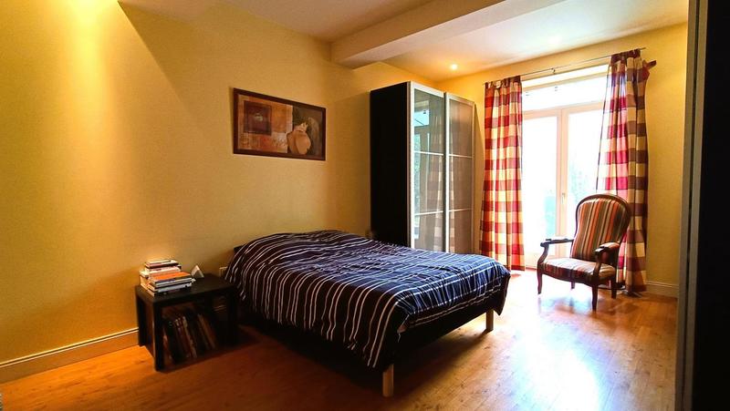 Maison - 311 m² - 7 pièces