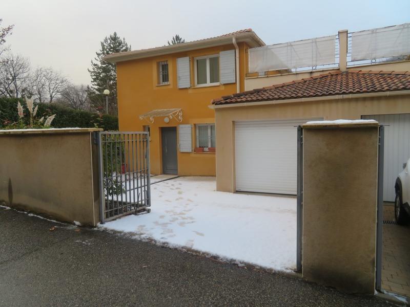 Maison - 96 m² - 5 pièces