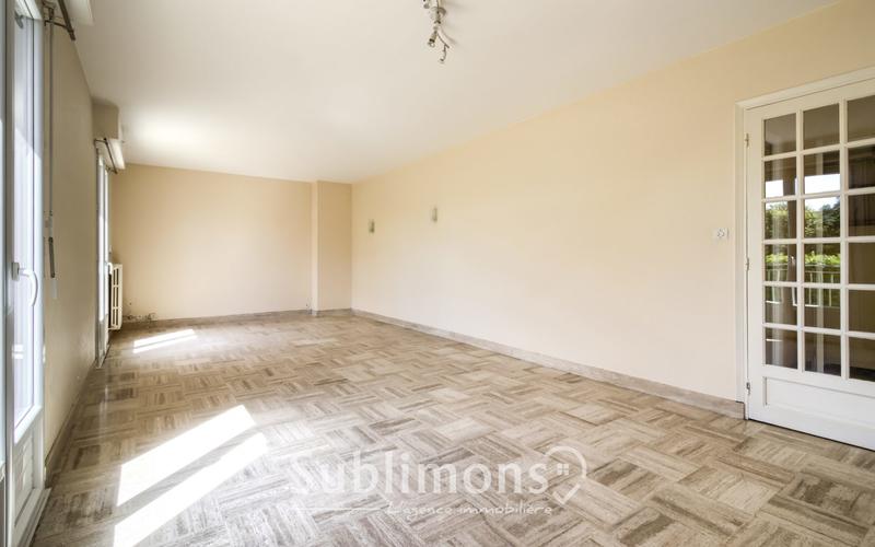 Maison - 159 m² - 7 pièces