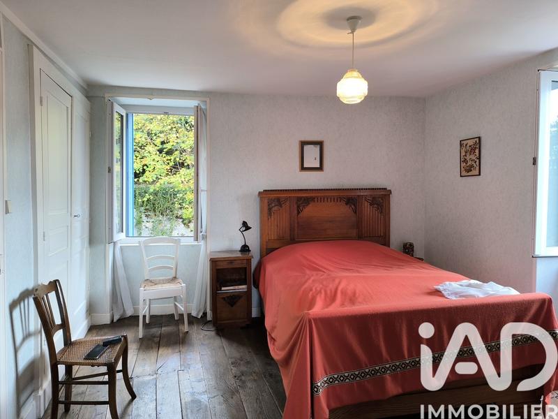 Maison - 111 m² - 6 pièces