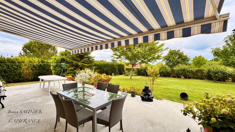 Villa - 273 m² - 7 pièces