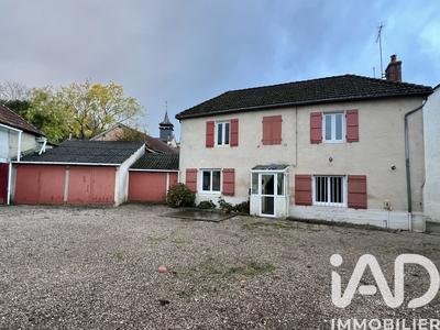 Maison de village - 81 m² - 3 pièces