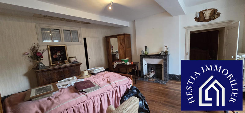 Maison ancienne - 221 m² - 11 pièces