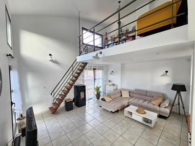 Maison - 115 m² - 4 pièces