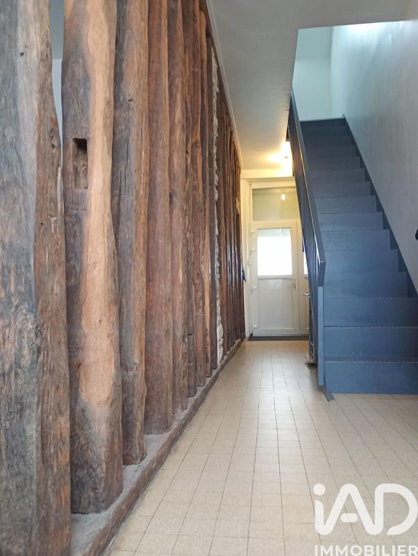 Maison - 201 m² - 7 pièces