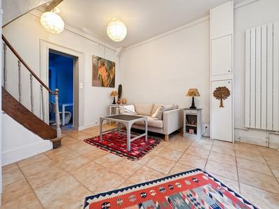 Maison - 101 m² - 8 pièces