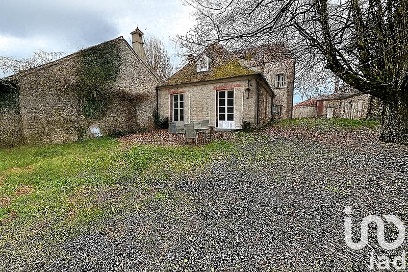 Maison - 548 m² - 19 pièces