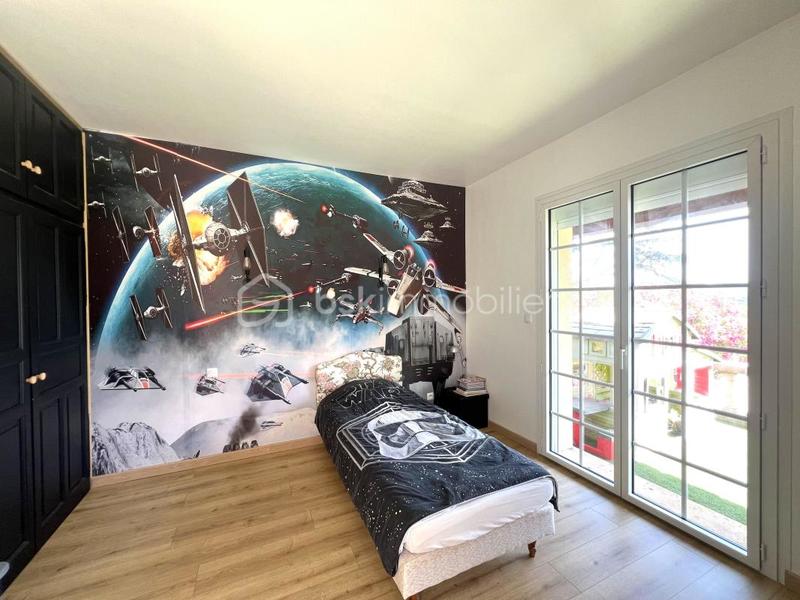 Maison - 280 m² - 7 pièces