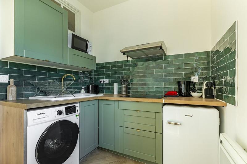 Immeuble - 110 m² - 6 pièces