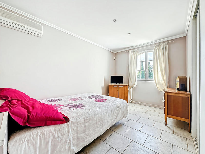 Maison - 147 m² - 4 pièces