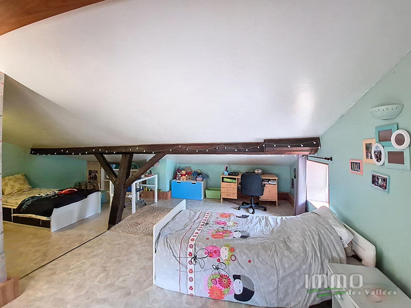 Maison - 112 m² - 7 pièces