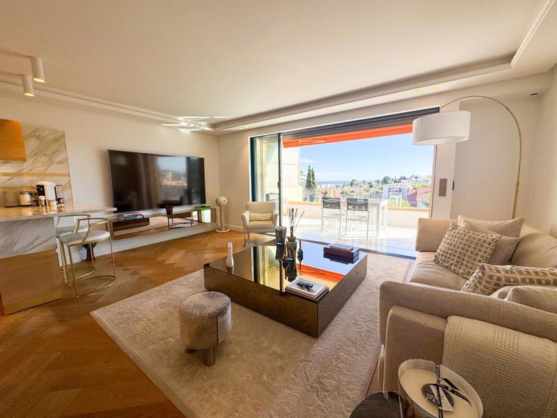 Appartement - 85 m² - 3 pièces