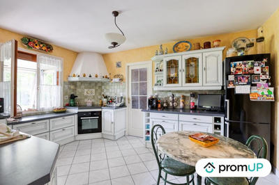Maison - 137 m² - 5 pièces
