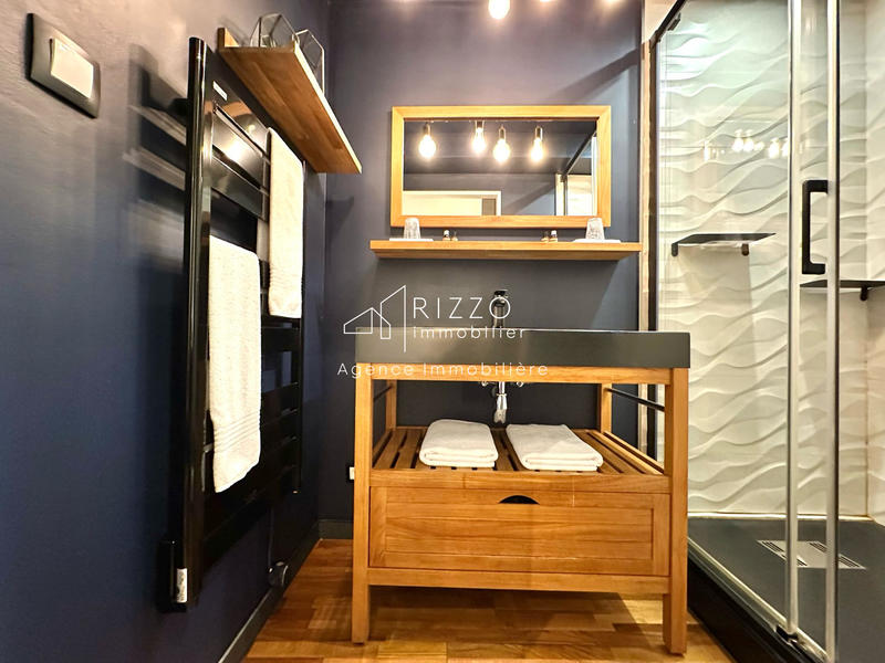 Appartement - 79 m² - 3 pièces