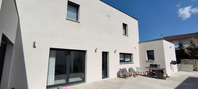 Maison - 160 m² - 5 pièces