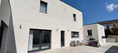 Maison - 160 m² - 5 pièces