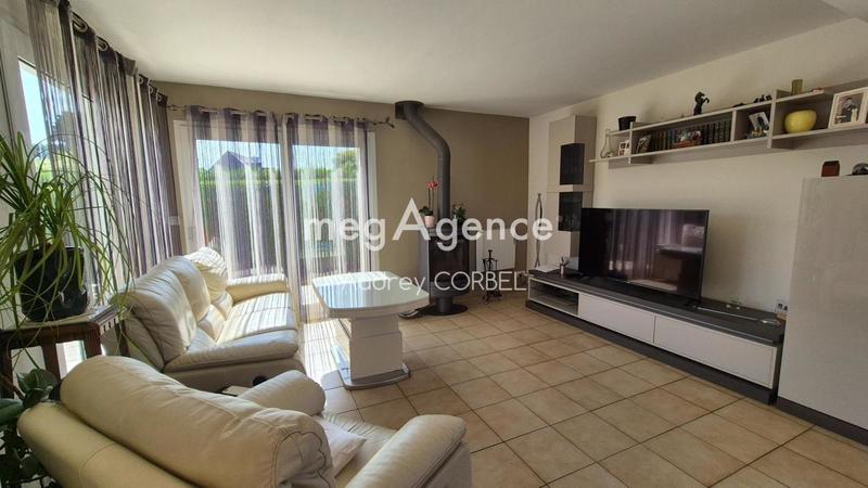 Maison - 117 m² - 6 pièces