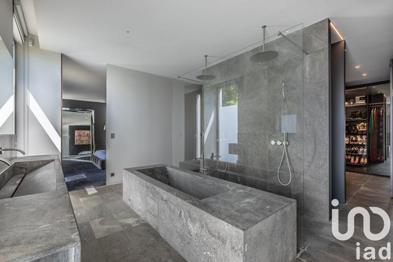 Maison de maîtres - 700 m² - 6 pièces