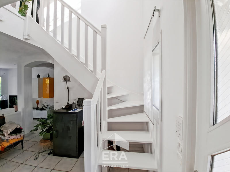 Maison - 136 m² - 6 pièces