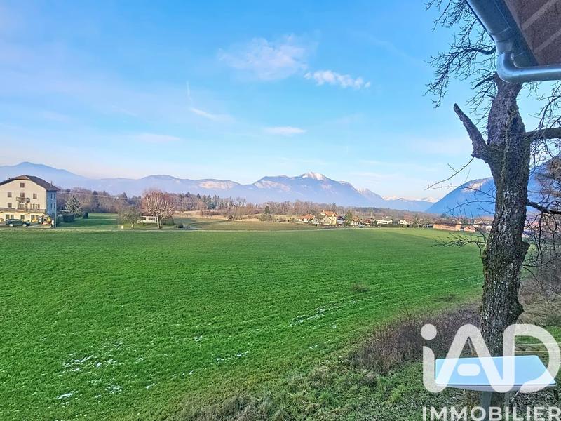 Appartement - 90 m² - 4 pièces