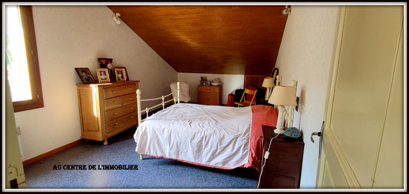 Maison - 226 m² - 7 pièces