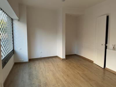 Bureau - 25 m² - 1 pièce