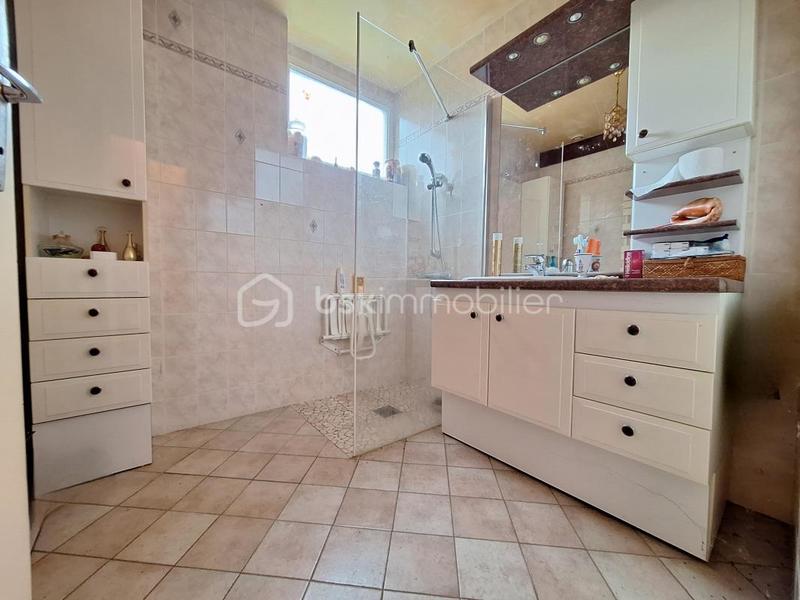 Corps de ferme - 197 m² - 5 pièces