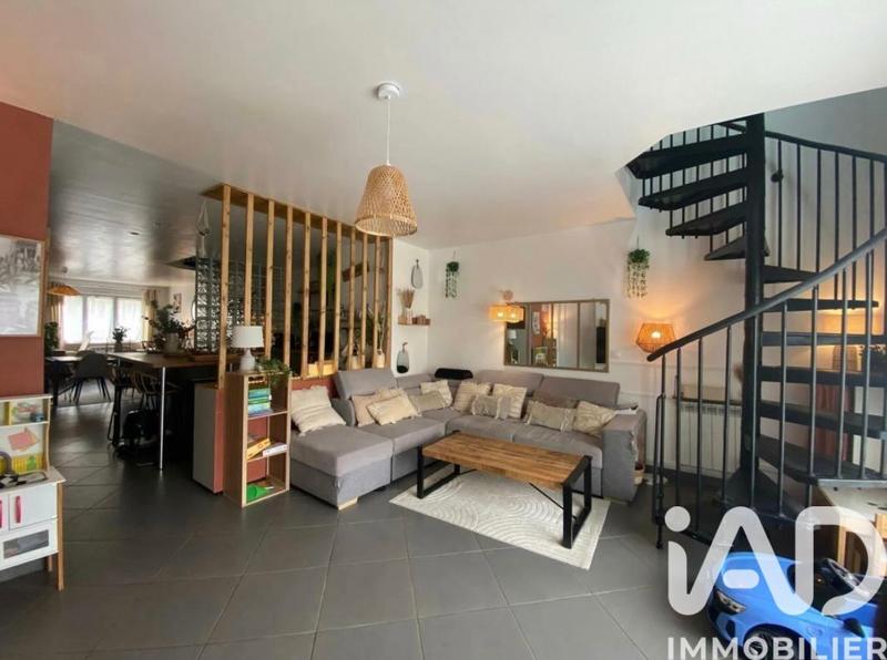 Maison - 107 m² - 5 pièces