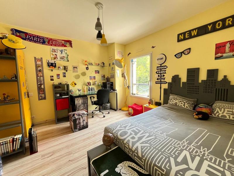 Maison - 198 m² - 7 pièces