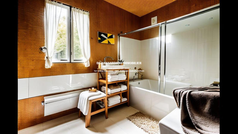 Viager - Villa - 140 m² - 5 pièces