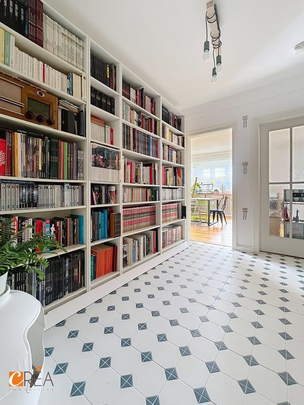 Appartement - 125 m² - 5 pièces