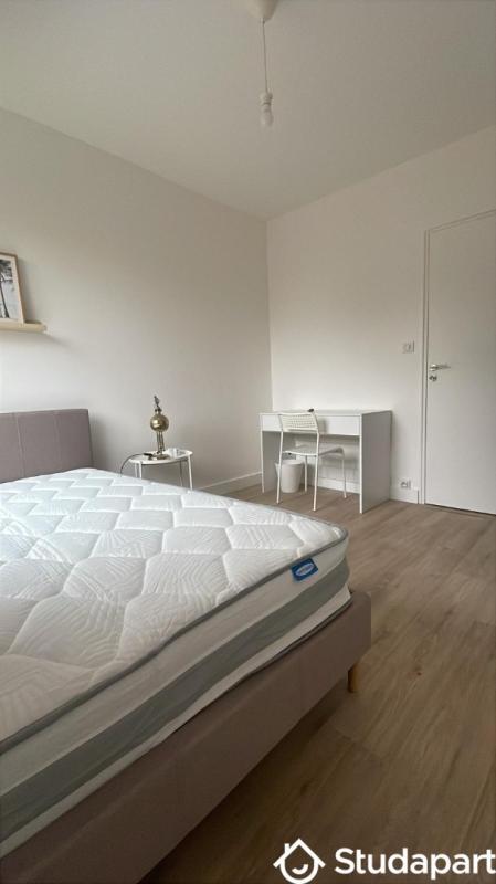 Chambre - 14 m² - 1 pièce