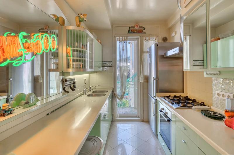 Appartement - 270 m² - 8 pièces