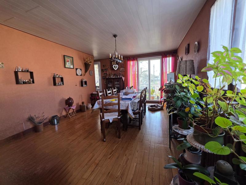 Maison - 86 m² - 5 pièces