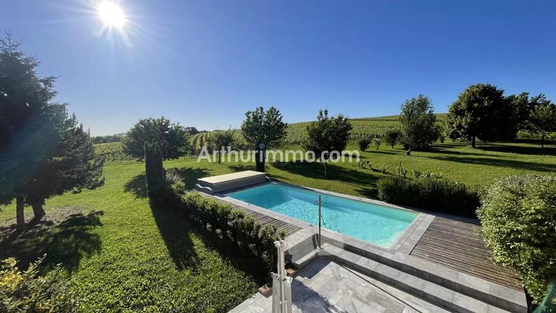 Maison - 190 m² - 8 pièces