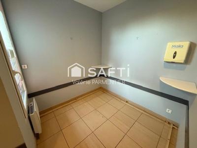 Local commercial - 59 m² - 3 pièces