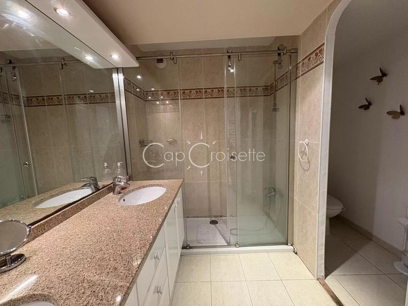 Appartement - 77 m² - 3 pièces