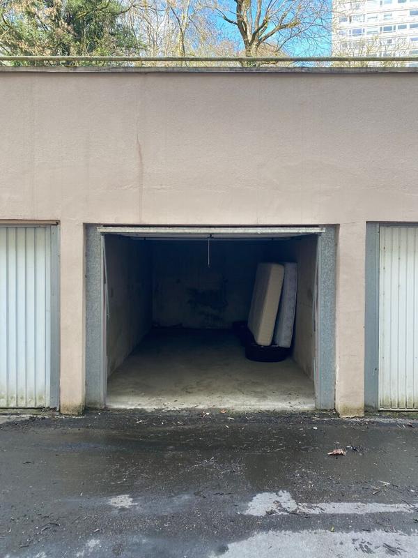 Parking / Garage - 16 m²