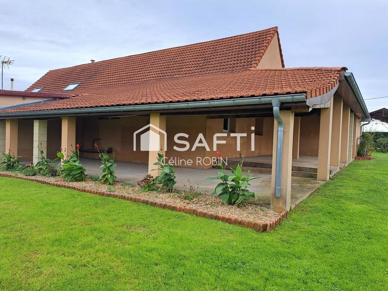 Maison - 250 m² - 10 pièces