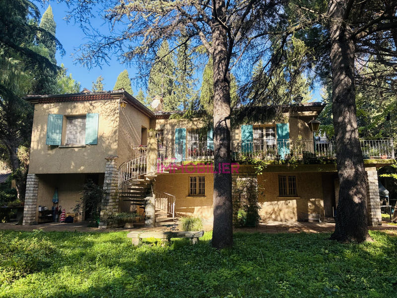 Maison - 153 m² - 6 pièces